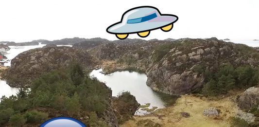 Er det ein UFO som har laga ringen? Forskarar har forklart at dersom ringen på Espevær er laga av noko mekanisk, må det ha voge over 50 tonn. Foto: skjermgrabb/ NRK